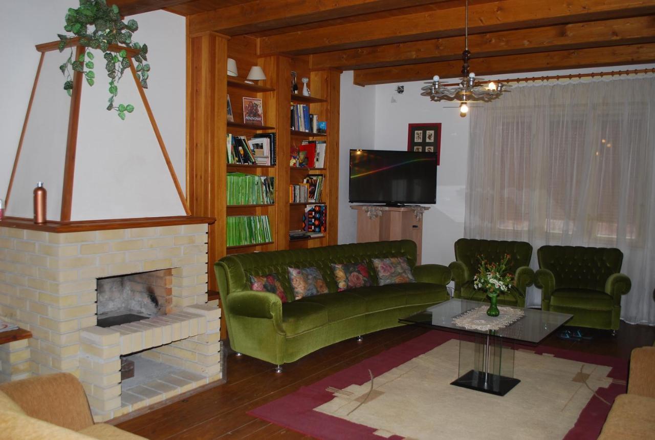 Bed and Breakfast Casa Napsugar Panzio à Apostag Extérieur photo