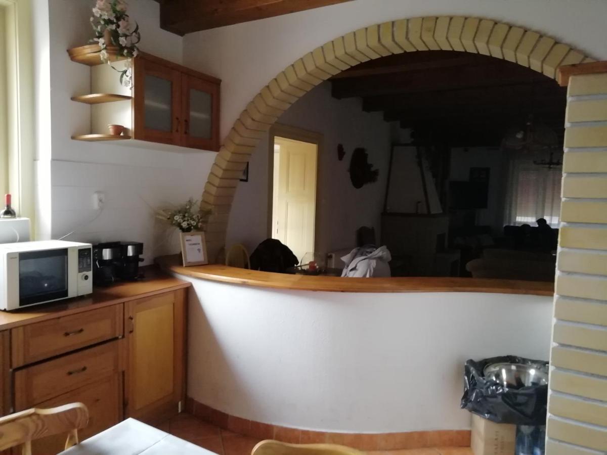 Bed and Breakfast Casa Napsugar Panzio à Apostag Extérieur photo