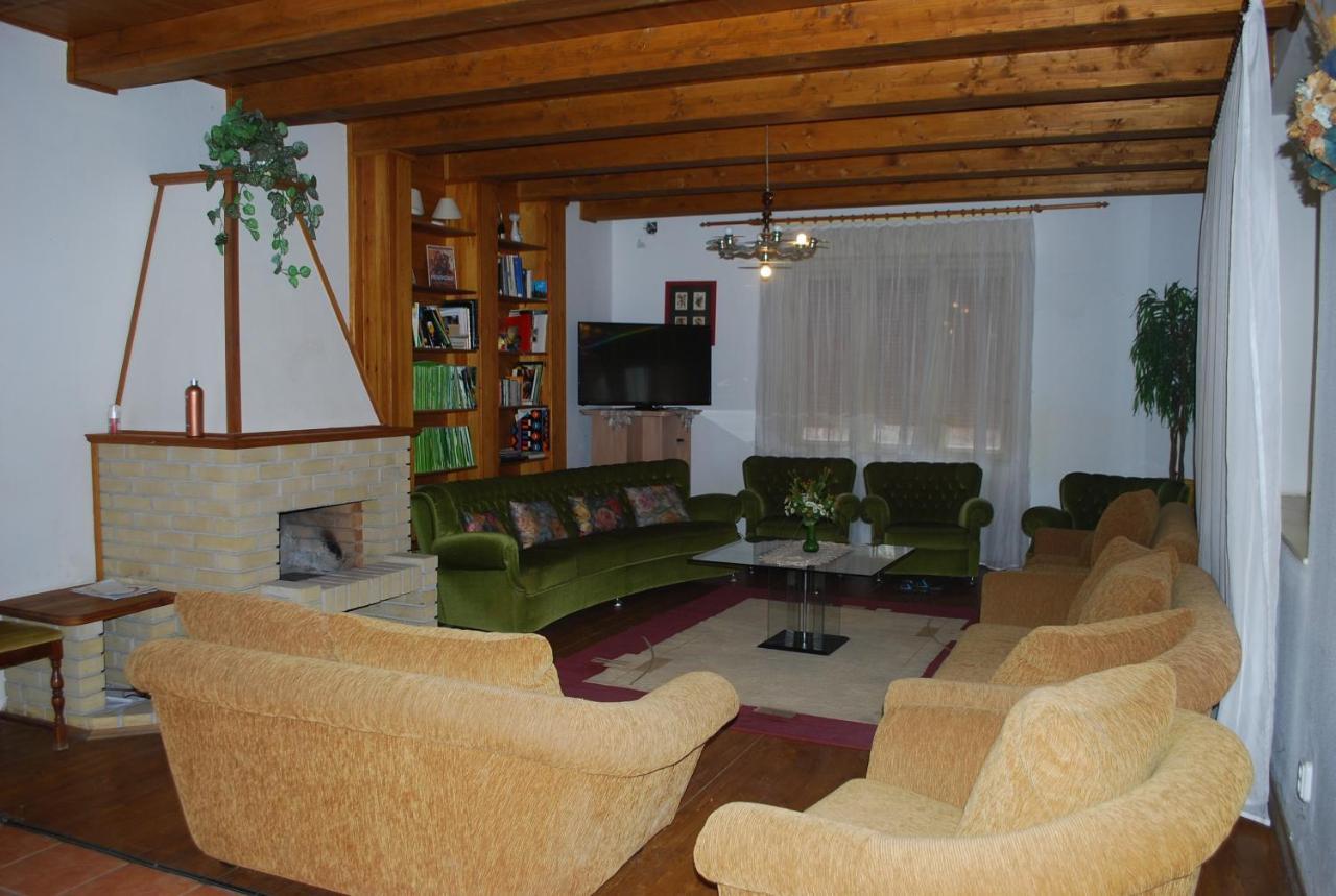 Bed and Breakfast Casa Napsugar Panzio à Apostag Extérieur photo
