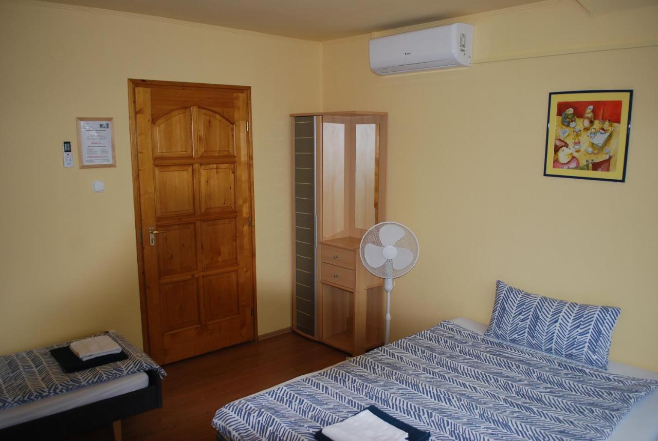 Bed and Breakfast Casa Napsugar Panzio à Apostag Extérieur photo