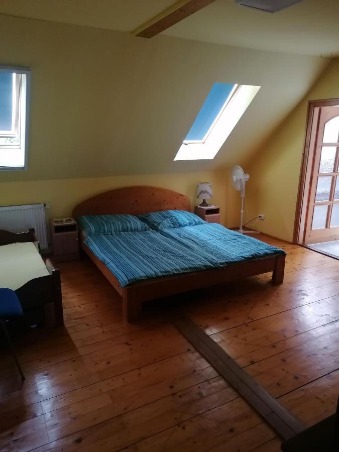Bed and Breakfast Casa Napsugar Panzio à Apostag Extérieur photo