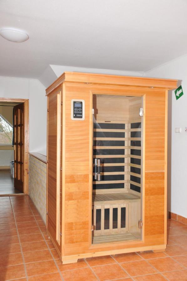 Bed and Breakfast Casa Napsugar Panzio à Apostag Extérieur photo